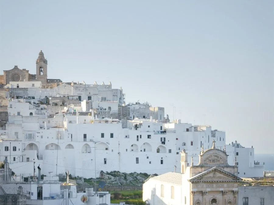 Ostuni, la Città Bianca su una collina
